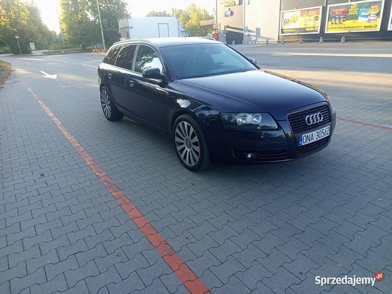 Granatowy Używany 2004 Audi A6 Kombi | 15 900 zł (Uczciwa cena) - Obraz 1/4