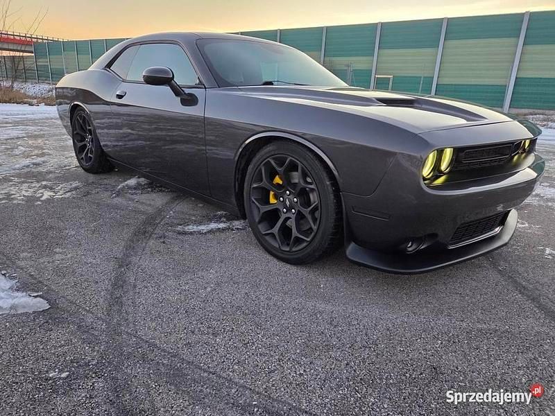 Używany Dodge Challenger 2015 Szary Coupe