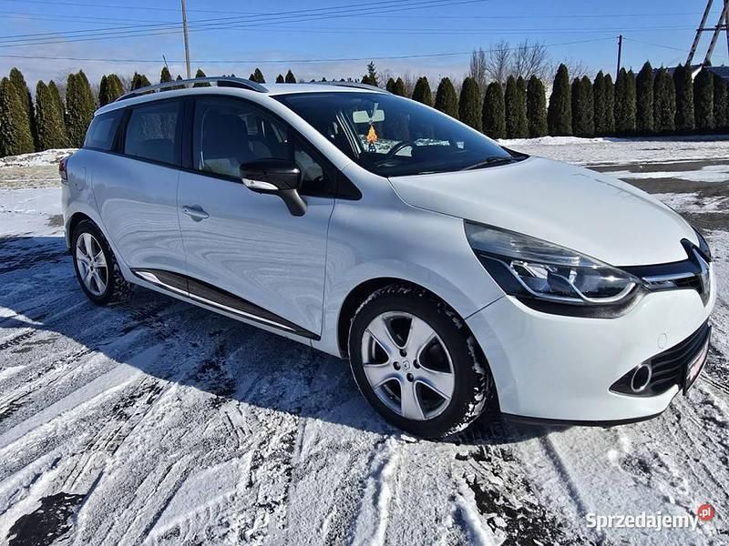 Używany Renault Clio GrandTour 90 KM (66 kW) 2013 Czarny (metalik) Kombi