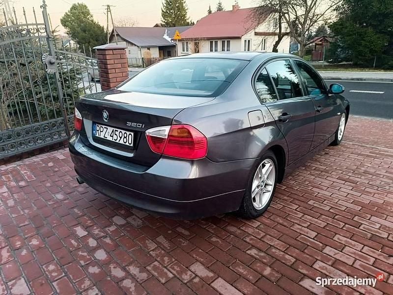 Używany 2005 BMW 320 Sedan/Limuzyna | 14 300 zł (Drogi) - Obraz 1/4