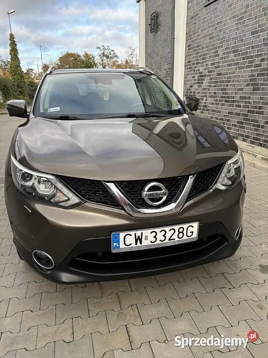 Brązowy Używany 2015 Nissan Qashqai 360º SUV | 46 999 zł (Dość drogi) - Obraz 1/4