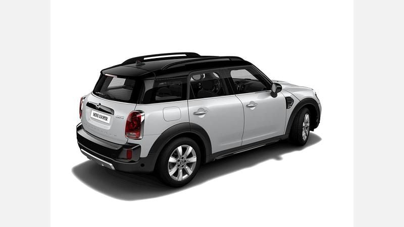 Używany Mini Cooper Countryman 136 KM (100 kW) 2018 Light white SUV