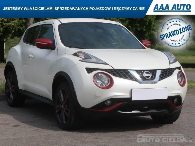 Biały Używany 2017 Nissan Juke SUV | 38 999 zł (Uczciwa cena) - Obraz 1/4