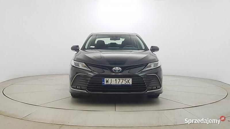 Czarny Używany 2021 Toyota Camry Comfort Sedan/Limuzyna | 104 850 zł (Uczciwa cena) - Obraz 1/4