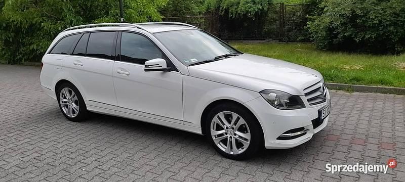 Używany Mercedes A180 122 KM (89 kW) 2013