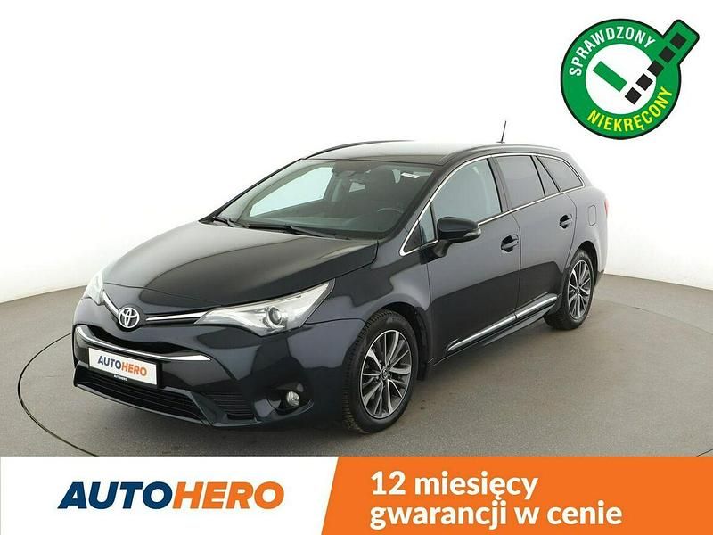 Niebieski Używany 2015 Toyota Avensis Kombi | 45 900 zł (Uczciwa cena) - Obraz 1/3