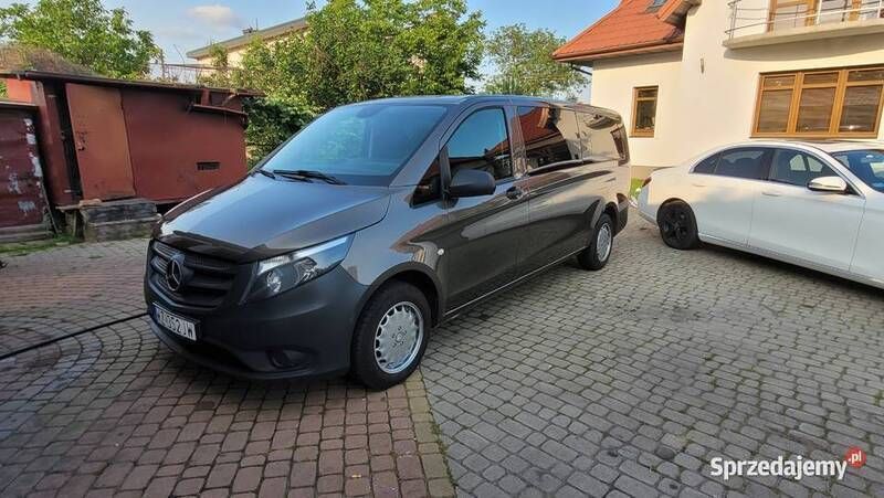 Używany 2017 Mercedes Vito Minivan | 75 900 zł (Dość drogi) - Obraz 1/4