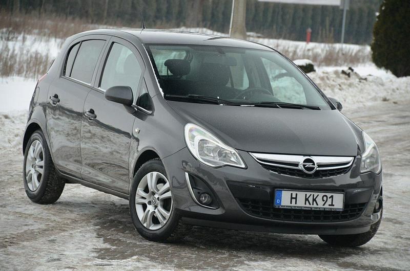 Używany Opel Corsa 87 KM (63 kW) 2011 Szary Hatchback