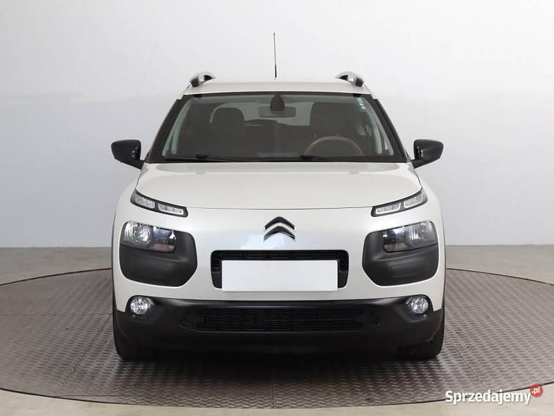 Biały Używany 2018 Citroën C4 Cactus PureTech Hatchback | 39 999 zł (Uczciwa cena) - Obraz 1/4