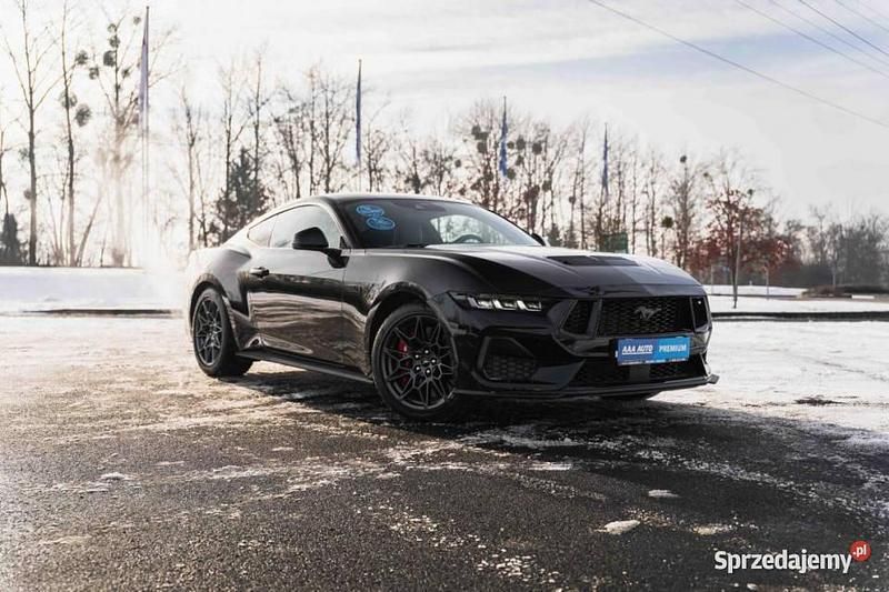 Używany Ford Mustang GT 2023 Czarny Coupe
