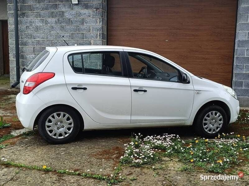 Używany 2010 Hyundai i20 | 16 900 zł (Drogi) - Obraz 1/4