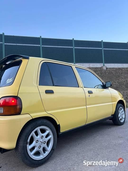 Używany Daihatsu Cuore 1998 Hatchback