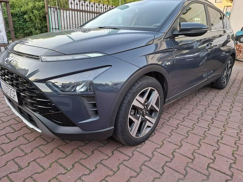 Szary (metalik) Używany 2022 Hyundai Bayon SUV | 66 900 zł - Obraz 1/4