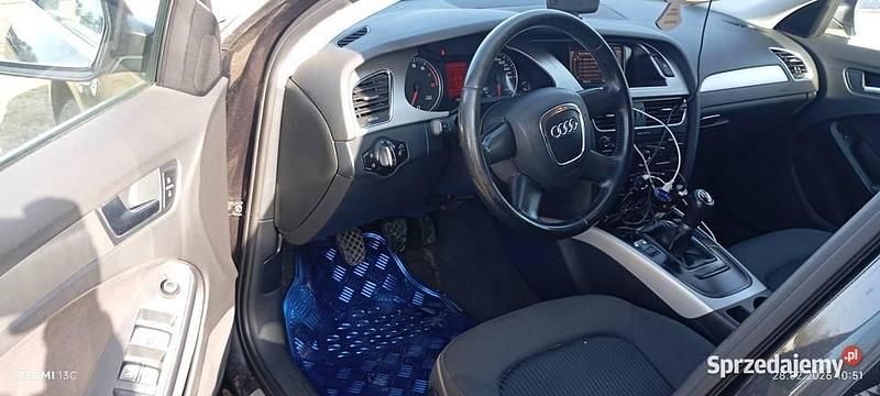 Używany Audi A4 2010 Czarny Kombi
