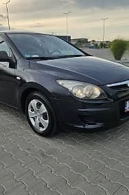 Używany Hyundai i30 109 KM (80 kW) 2009 Czarny Hatchback