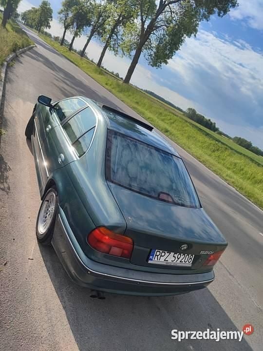 Używany BMW 520 1997 Zielony Sedan/Limuzyna
