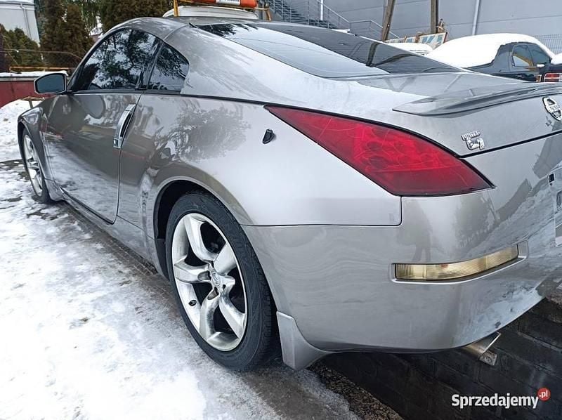Używany Nissan 350Z 2007 Srebrny Coupe