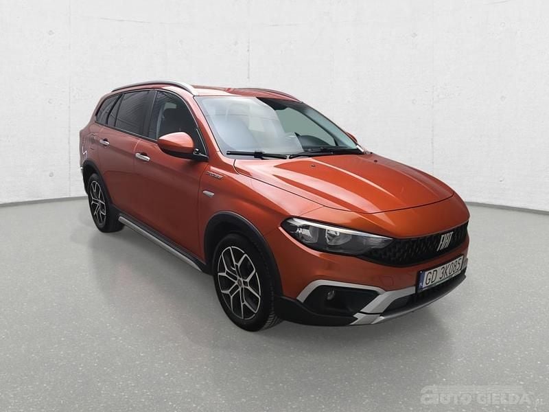 Pomarańczowy Używany 2022 Fiat Tipo Kombi | 68 916 zł (Uczciwa cena) - Obraz 1/4
