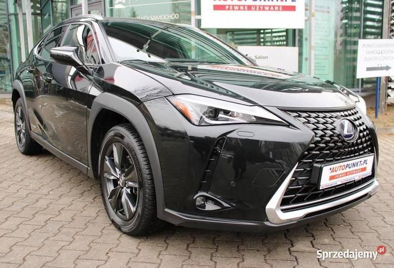 Używany Lexus UX 184 KM (135 kW) 2021 SUV