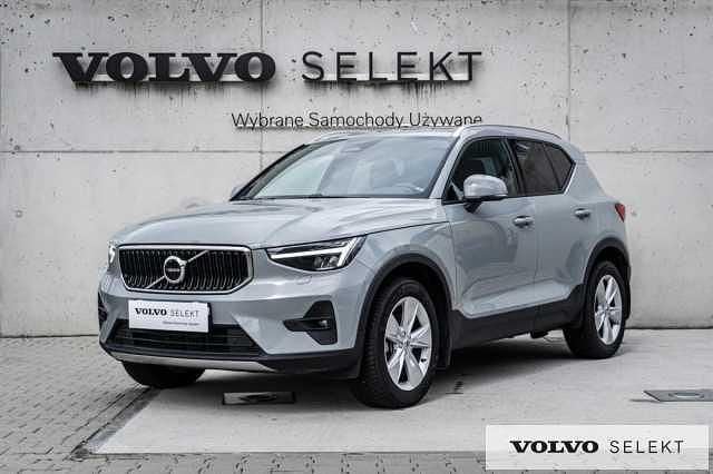 Szary Używany 2024 Volvo XC40 SUV | 154 900 zł (Dobra cena) - Obraz 1/4
