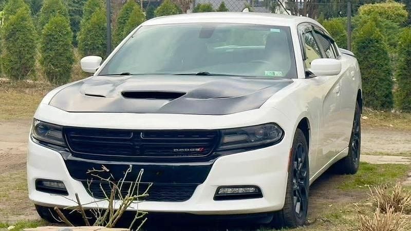 Używany Dodge Charger SXT 2015 Biały Sedan/Limuzyna