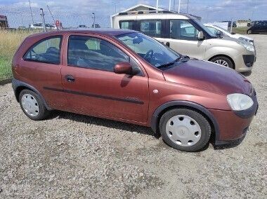 Bordowy Używany 2001 Opel Corsa Comfort Hatchback | 2990 zł - Obraz 1/4