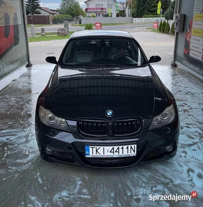 Czarny Używany 2006 BMW 320 Sedan/Limuzyna | 17 000 zł (Uczciwa cena) - Obraz 1/4