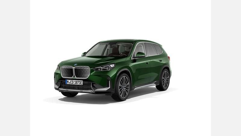 Zielony san remo metalizowany Używany 2025 BMW iX1 Comfort Edition SUV | 219 900 zł - Obraz 1/3