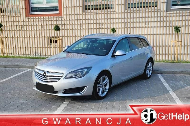 Srebrny (metalik) Używany 2014 Opel Insignia Kombi | 27 900 zł (Dobra cena) - Obraz 1/4