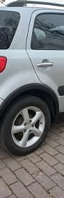 Używany Suzuki SX4 107 KM (78 kW) 2008 Srebrny SUV