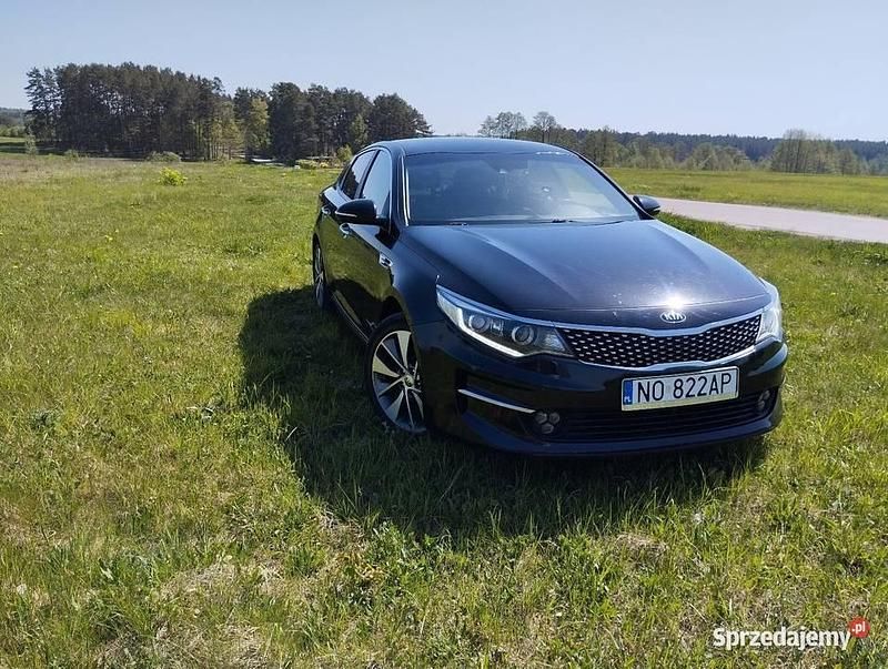 Używany Kia Optima 141 KM (103 kW) 2016 Czarny Sedan/Limuzyna