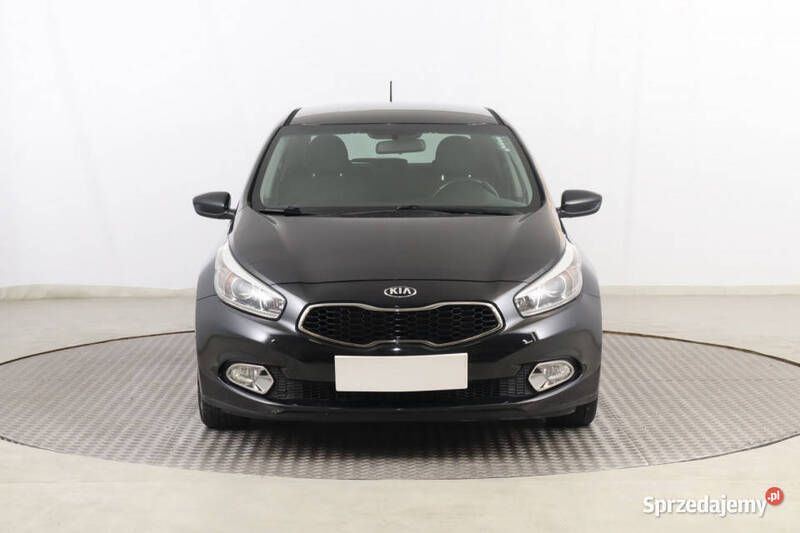 Czarny Używany 2014 Kia Ceed Hatchback | 41 499 zł (Dość drogi) - Obraz 1/4