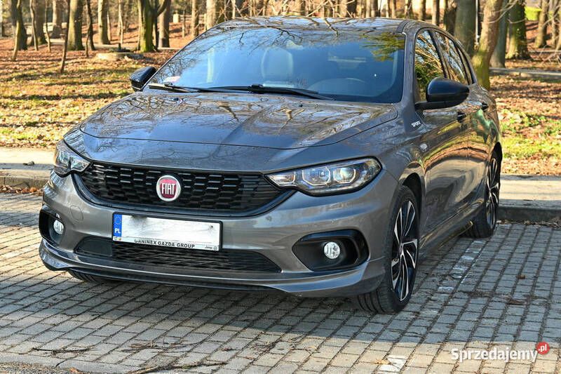 Używany 2020 Fiat Tipo Sport | 62 000 zł - Obraz 1/4