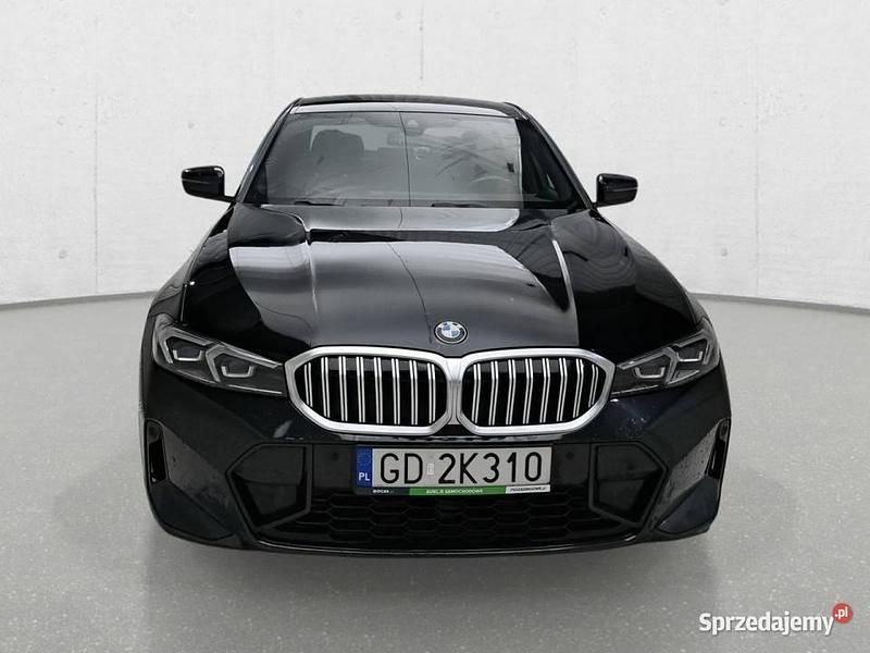 Używany BMW 318 Shadowline 156 KM (114 kW) 2023 Czarny Sedan/Limuzyna