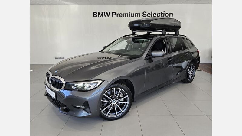 Szary mineralny metalizowany Używany 2021 BMW 330 Shadowline Kombi | 179 900 zł (Super Cena) - Obraz 1/3