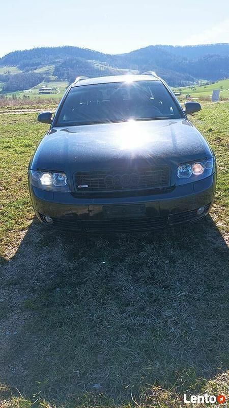Czarny Używany 2004 Audi A4 Kombi | 12 000 zł (Uczciwa cena) - Obraz 1/4