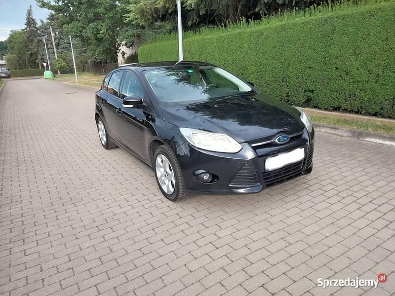 Czarny Używany 2012 Ford Focus Hatchback | 24 500 zł (Dość drogi) - Obraz 1/4