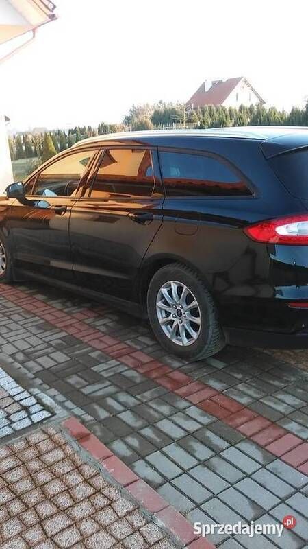 Używany Ford Mondeo 2016 Czarny Kombi