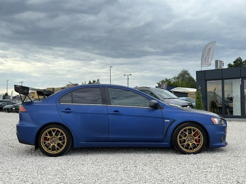 Używany Mitsubishi Lancer Evolution 295 KM (216 kW) 2010 Niebieski Sedan/Limuzyna
