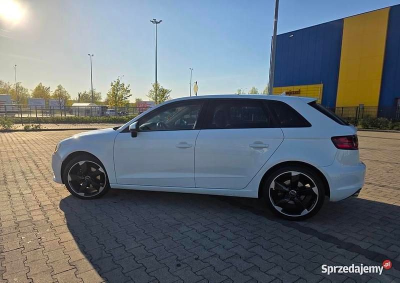 Używany 2014 Audi A3 Ambiente | 51 900 zł (Uczciwa cena) - Obraz 1/4