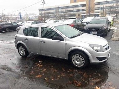 Srebrny Używany 2011 Opel Astra Hatchback | 14 999 zł (Super Cena) - Obraz 1/4