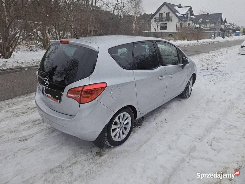 Używany Opel Meriva 2012 Srebrny Minivan