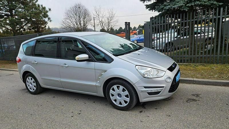 Srebrny Używany 2011 Ford S-MAX S Minivan | 4000 zł - Obraz 1/4