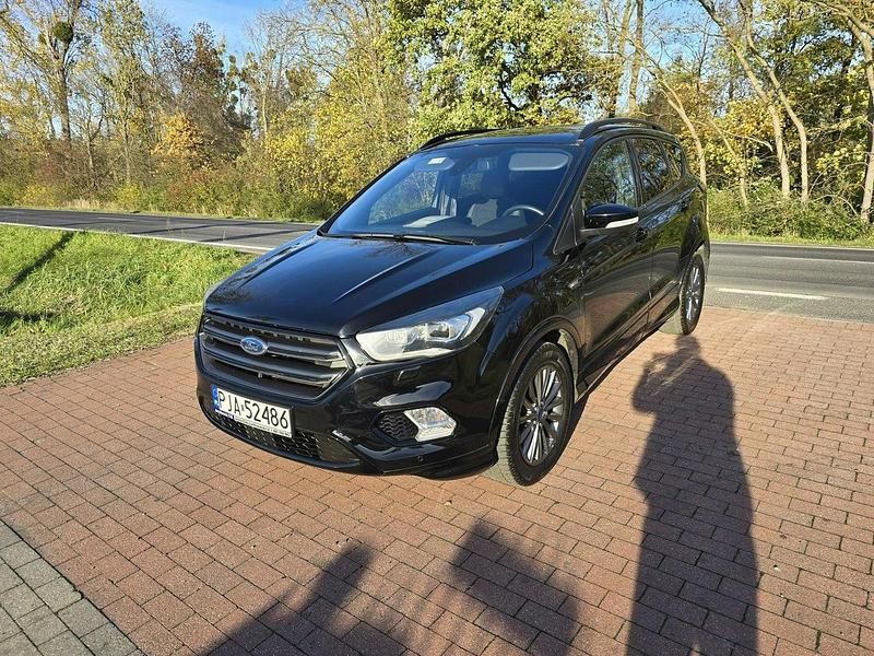 Czarny Używany 2019 Ford Kuga ST-Line SUV | 74 900 zł (Uczciwa cena) - Obraz 1/4