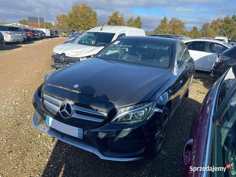 Czarny Używany 2015 Mercedes 170 Hatchback | 45 800 zł - Obraz 1/4