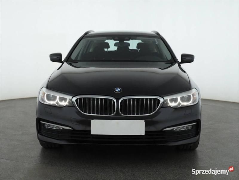 Używany BMW 520 2017 Szary Kombi