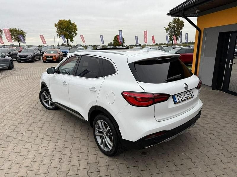 Używany MG HS 162 KM (119 kW) 2023 Biały (metalik) SUV