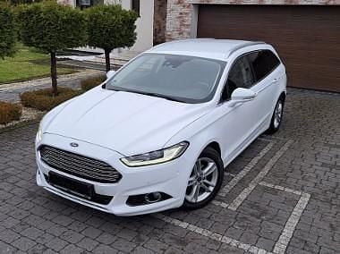 Biały Używany 2016 Ford Mondeo Titanium Kombi | 37 900 zł (Uczciwa cena) - Obraz 1/4