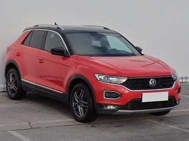 Używany VW T-Roc 150 KM (110 kW) 2021 Czerwony SUV