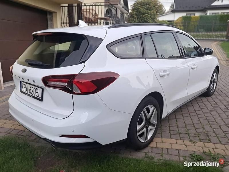 Używany Ford Focus Titanium 2022 Biały Kombi